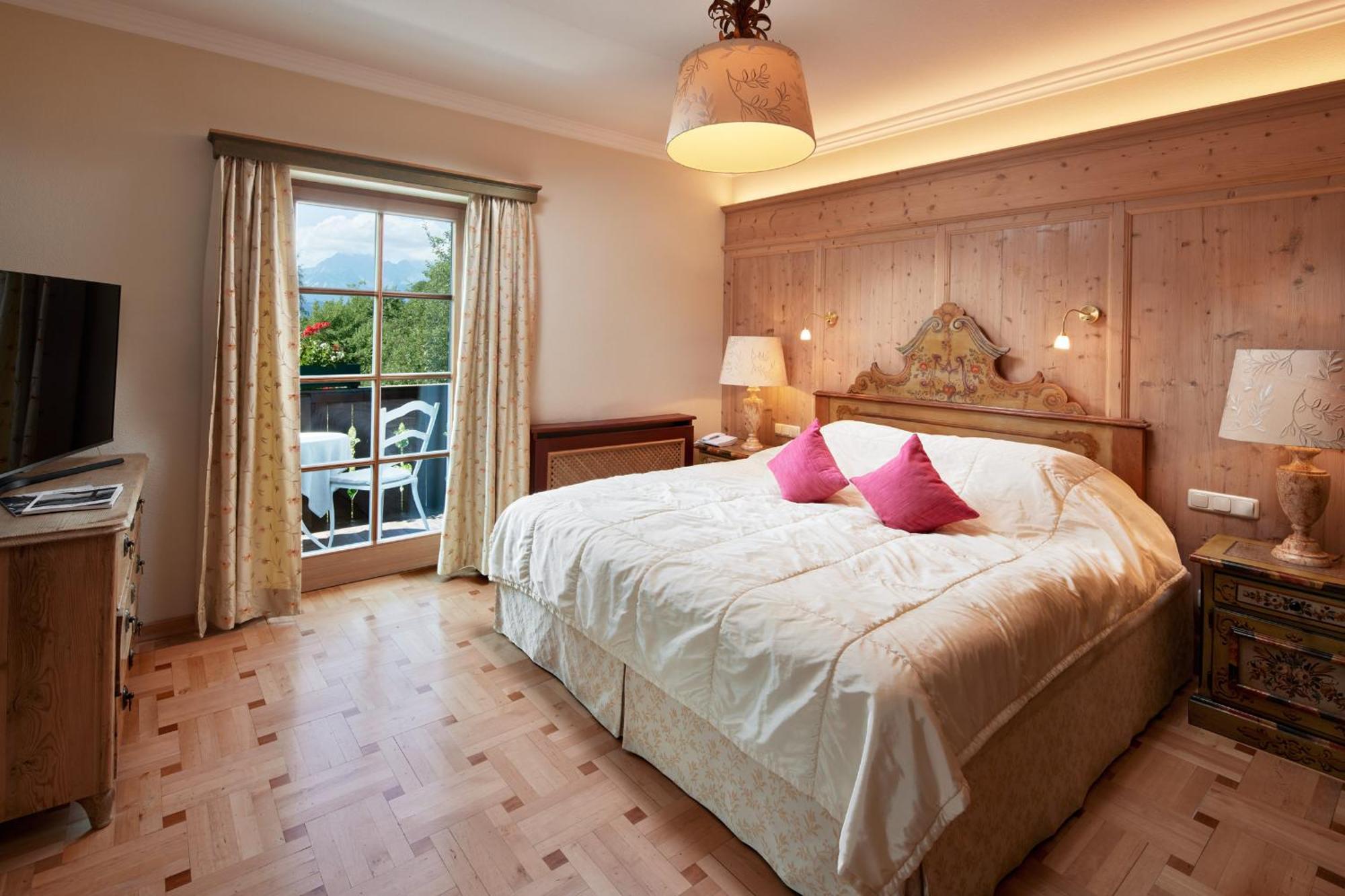 Relais & Chateaux Hotel Tennerhof Кицбюэль Экстерьер фото